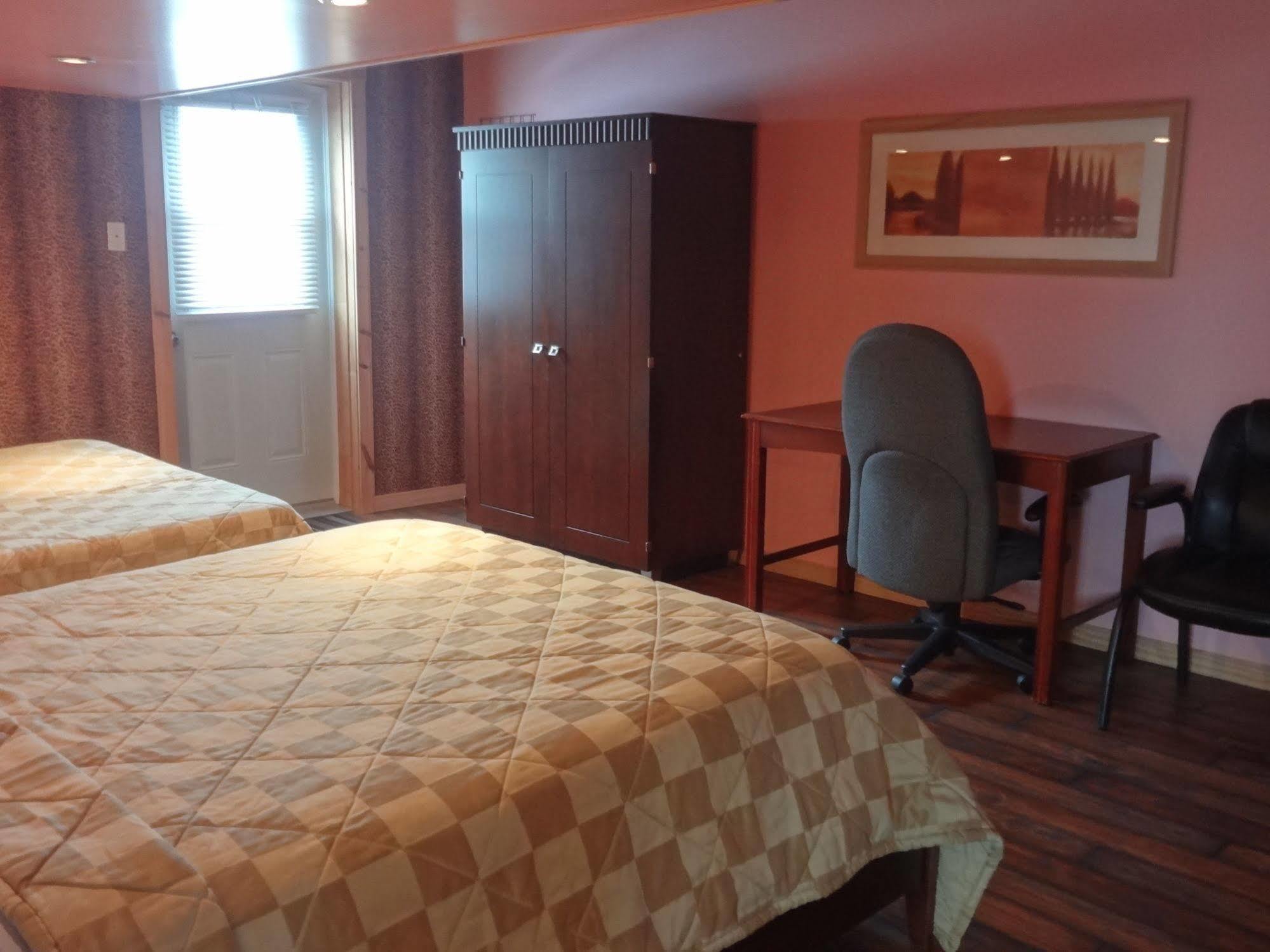 Hotel Citadelle ケベックシティ エクステリア 写真